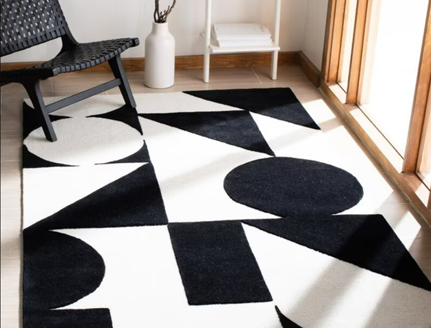 Rug with shape combination