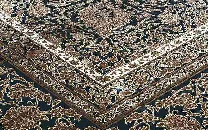 what makes a silk Persian rug price expensive